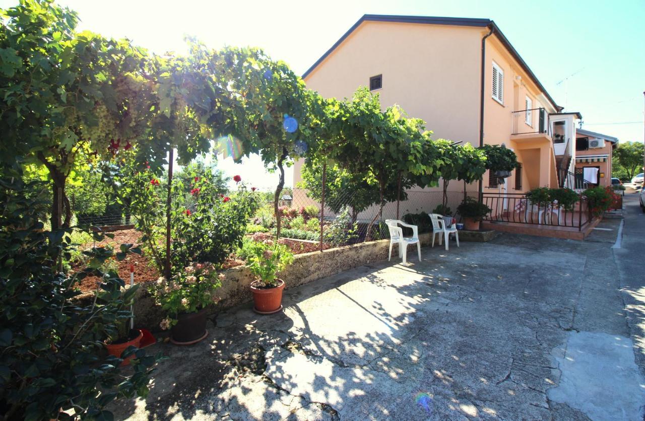 Apartment Liliana Near Beach Porec Luaran gambar